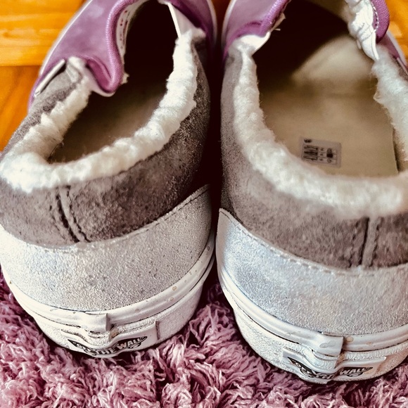 Women’s Vans size 8 - Picture 4 of 6